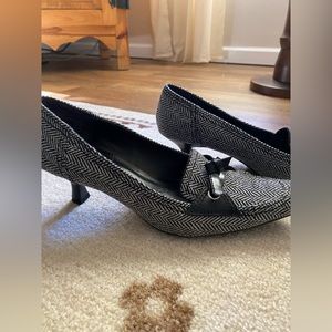 Black houndstooth dress shoes